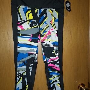 LuLaRoe Fearless Workout Crop Leggings